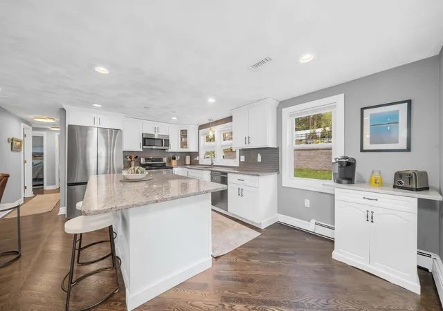 Photo 4 of Single family home for sale at 400 Andover St, Wilmington, MA 01887 | MLS# 73575957 | Listing updated on 2026-09-16