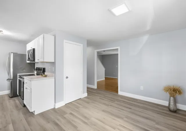 Listing Photo 5 - Condo for sale in building located at 79 Pennacook Dr, Leominster, MA 01453 - Unit #22