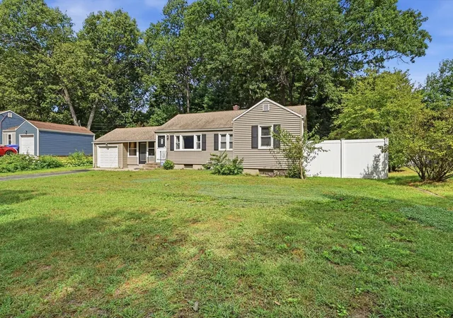 Photo 2 of Single family home for sale at 42 North Brk Rd, Springfield, MA 01119 | MLS# 73571150 | Listing updated on 2026-09-18