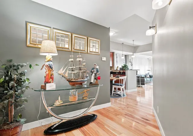 Photo 4 of Condo for sale at 550 Pleasant St #201, Winthrop, MA 02152 | MLS# 73575134 | Listing updated on 2026-09-17