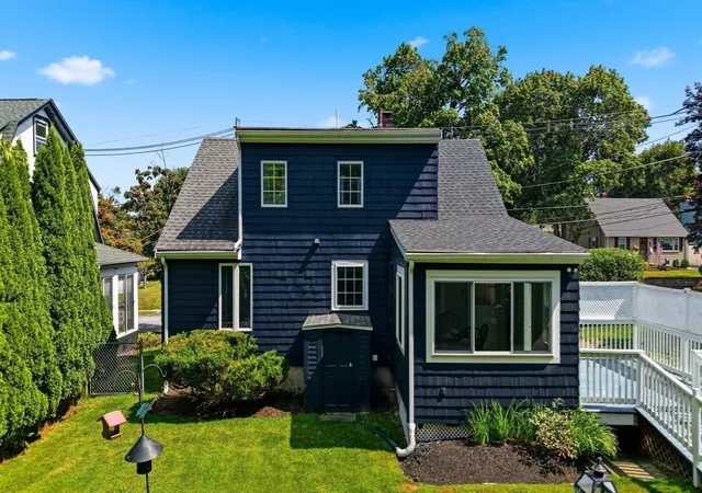 Photo 4 of Single family home for sale at 38 1/2 Abington Ave, Peabody, MA 01960 | MLS# 73574729 | Listing updated on 2026-09-13
