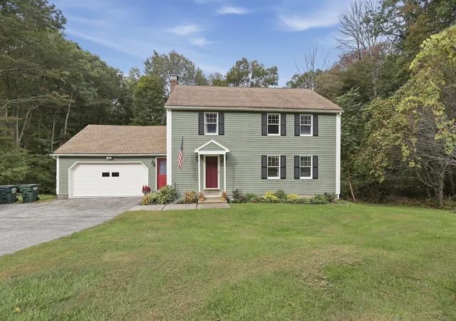Photo 1 of Single family home for sale at 10 Garrison Hts Dr, Oxford, MA 01540 | MLS# 73584430 | Listing updated on 2026-10-14