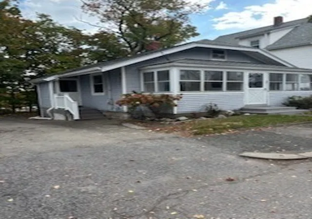 Photo 2 of Single family home for sale at 37 Stedman Ave, Braintree, MA 02184 | MLS# 73588488 | Listing updated on 2026-10-13