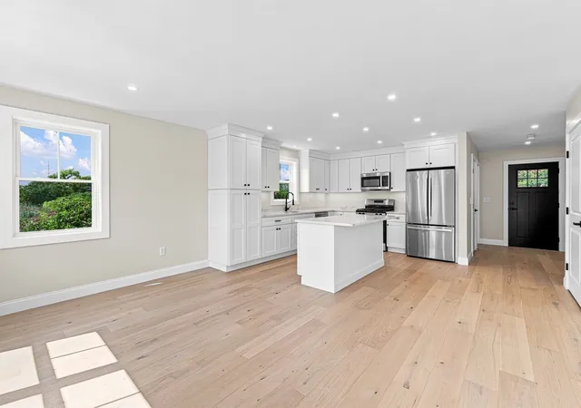 Photo 3 of Single family home for sale at 891 N Eastern Ave, Fall River, MA 02720 | MLS# 73555064 | Listing updated on 2026-10-02