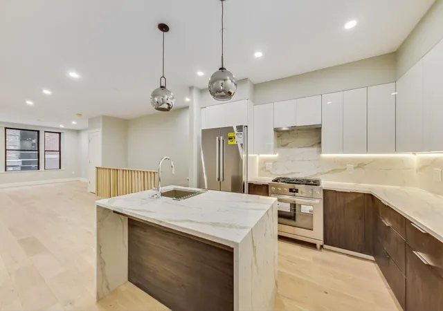 Listing Photo 1 - Condo for sale in building located at 14 No Bennet St, Boston, MA 02113 - Unit #101