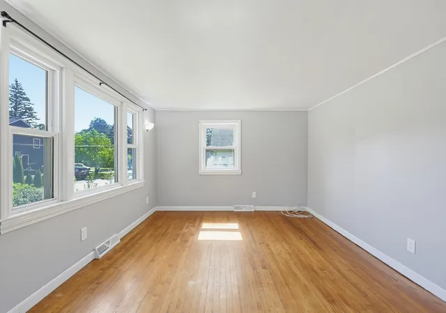 Photo 3 of Single family home for sale at 80 Hill Ave, Franklin, MA 02038 | MLS# 73581015 | Listing updated on 2026-10-15