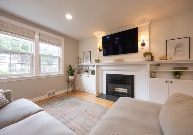 Photo 4 of Sale Pending at 47 Jarr Brk Rd, Holliston, MA 01746 | MLS# 73574220 | Listing updated on 2026-09-29