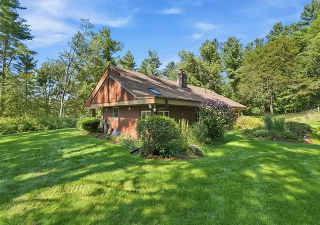 Photo 3 of Single family home for sale at 6 Ragged Hl Rd, Ware, MA 01082 | MLS# 73574571 | Listing updated on 2026-09-13