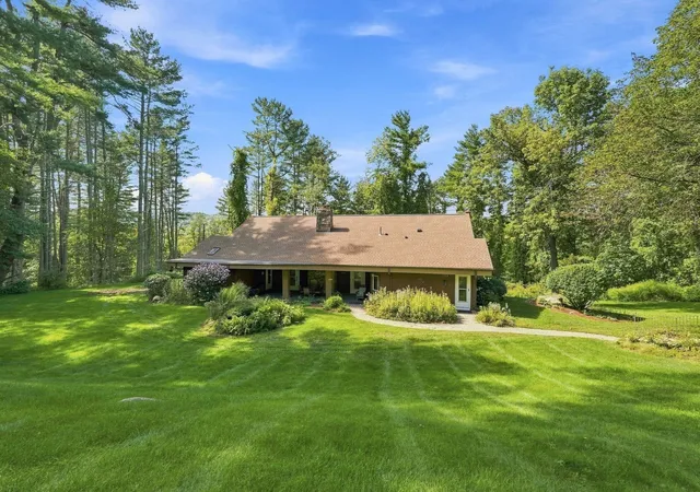 Photo 4 of Single family home for sale at 6 Ragged Hl Rd, Ware, MA 01082 | MLS# 73574571 | Listing updated on 2026-09-13