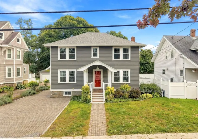 Photo 1 of Sale Pending at 201 Billings St, Quincy, MA 02171 | MLS# 73585670 | Listing updated on 2026-10-15