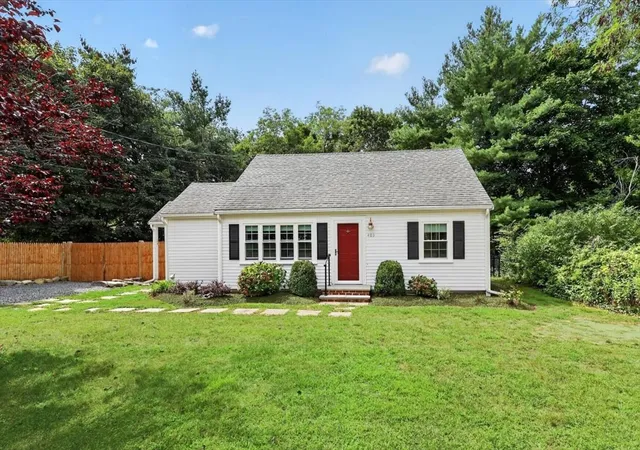 Photo 2 of Sale Pending at 403 Country Way, Scituate, MA 02066 | MLS# 73574410 | Listing updated on 2026-10-01
