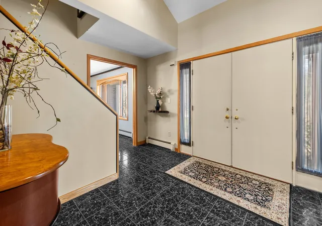 Photo 2 of Single family home for sale at 275 Chestnut, Uxbridge, MA 01569 | MLS# 73575034 | Listing updated on 2026-09-14