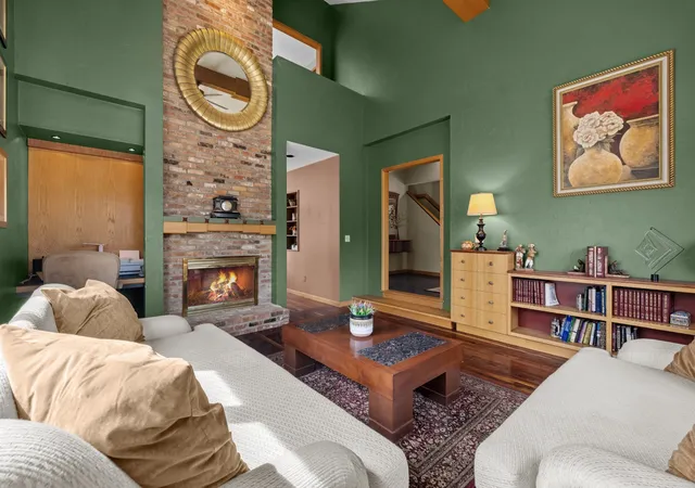 Photo 4 of Single family home for sale at 275 Chestnut, Uxbridge, MA 01569 | MLS# 73575034 | Listing updated on 2026-09-14