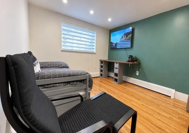 Photo 3 of Condo for sale at 511 Beacon St #1, Boston, MA 02215 | MLS# 73578178 | Listing updated on 2026-09-23