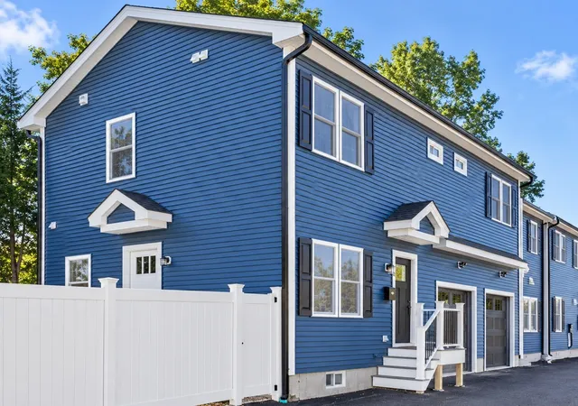 Condo for sale at 28 Ash St #2, Waltham, MA 02453 | MLS# 73574963