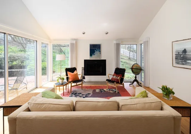 Photo 3 of Single family home for sale at 185 Warren St, Brookline, MA 02445 | MLS# 73570606 | Listing updated on 2026-09-18