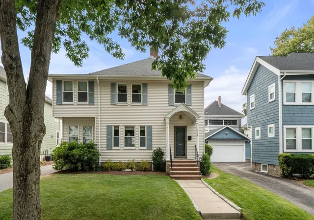 Photo 2 of Sale Pending at 114 Greaton Rd, West Roxbury, MA 02132 | MLS# 73571503 | Listing updated on 2026-09-16