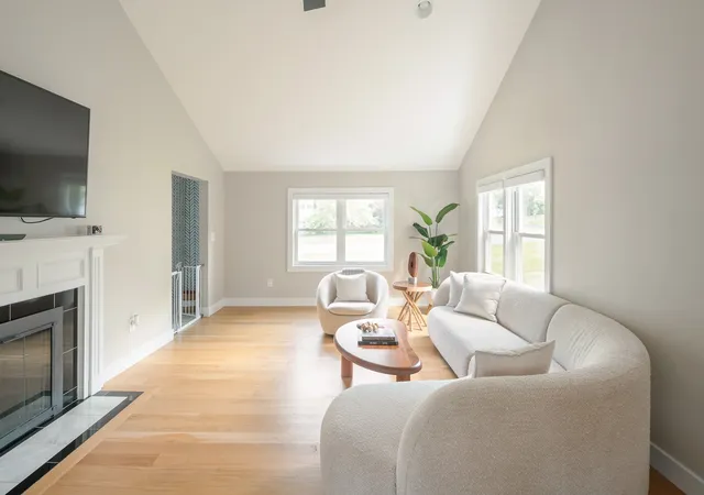 Photo 3 of Single family home for sale at 109 Country Ln, Westwood, MA 02090 | MLS# 73572921 | Listing updated on 2026-09-19
