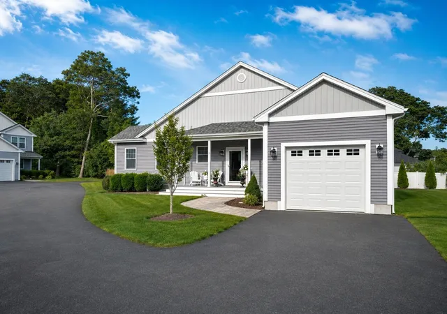 Single family home for sale at 5 Jetty Ct, Buzzards Bay, MA 02532 | MLS# 73575886