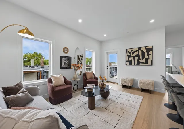 Listing Photo 4 - Condo for sale in building located at 250 Bremen, Boston, MA 02128 - Unit #8
