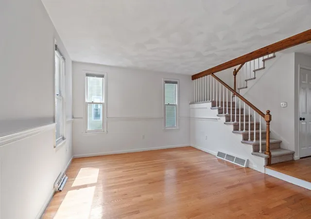 Photo 4 of Condo for sale at 152 Wellman Ave #152, North Chelmsford, MA 01863 | MLS# 73573723 | Listing updated on 2026-09-13