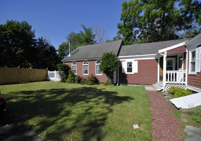 Photo 2 of Single family home for sale at 466 Summer St, East Bridgewater, MA 02333 | MLS# 73570761 | Listing updated on 2026-10-03
