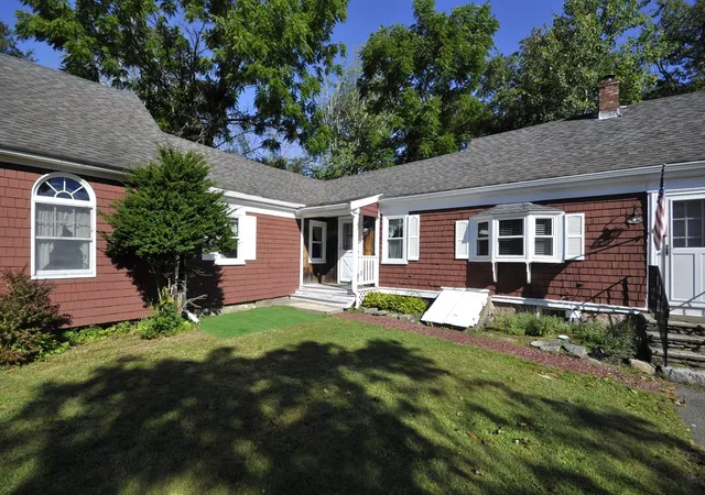 Photo 3 of Single family home for sale at 466 Summer St, East Bridgewater, MA 02333 | MLS# 73570761 | Listing updated on 2026-10-03