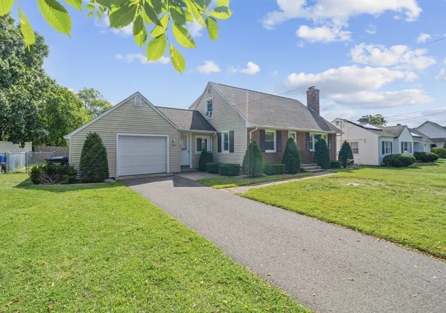 Photo 37 of Single family home for sale at 389 Abbott St, Springfield, MA 01118 | MLS# 73573915 | Listing updated on 2026-09-11