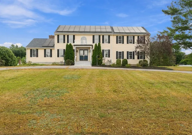 Photo 3 of Single family home for sale at 27 Charles Ave, Uxbridge, MA 01569 | MLS# 73584046 | Listing updated on 2026-10-16