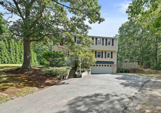 Photo 2 of Single family home for sale at 2072 State Rd, Plymouth, MA 02360 | MLS# 73572063 | Listing updated on 2026-09-08