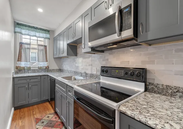 Photo 3 of Single family home for sale at 134 Commonwealth Ave, Worcester, MA 01604 | MLS# 73582260 | Listing updated on 2026-10-14