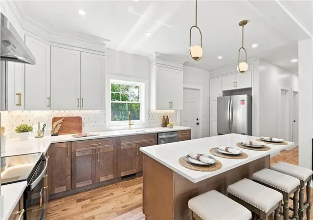 Photo 2 of Single family home for sale at 515 Gaskill St, Woonsocket, RI 02895 | MLS# 73585841 | Listing updated on 2026-10-06