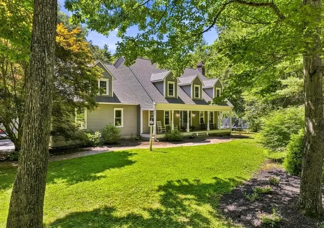 Photo 3 of Single family home for sale at 14 Cedar Ridge Ln, Mansfield, MA 02048 | MLS# 73573006 | Listing updated on 2026-09-29