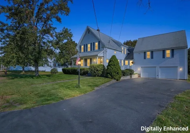 Photo 2 of Single family home for sale at 170 Park Ave, Bridgewater, MA 02324 | MLS# 73587348 | Listing updated on 2026-10-16
