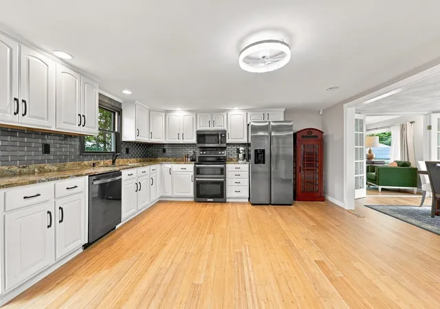 Photo 3 of Single family home for sale at 26 Glen Forest Ln, Methuen, MA 01844 | MLS# 73576001 | Listing updated on 2026-09-15