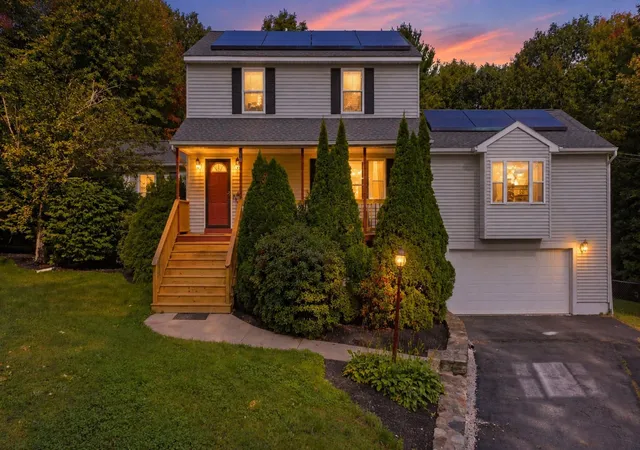 Photo 1 of Single family home for sale at 128 Baldwin St, Leicester, MA 01524 | MLS# 73580662 | Listing updated on 2026-09-30