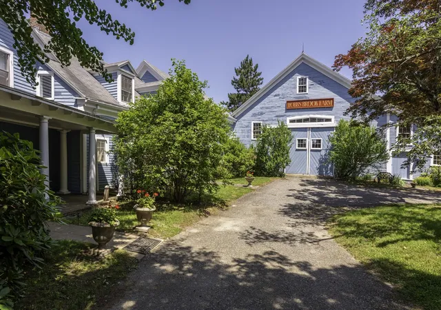 Single family home for sale at 10 Reiling Pond Rd, Lincoln, MA 01773 | MLS# 73589257
