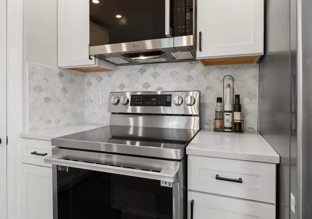 Photo 3 of Single family home for sale at 13 Estes St, Ipswich, MA 01938 | MLS# 73573134 | Listing updated on 2026-09-15
