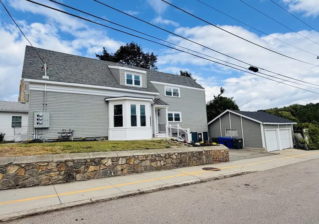 Listing Photo 4 - Condo for sale in building located at 1 E Main St, Milford, MA 01757