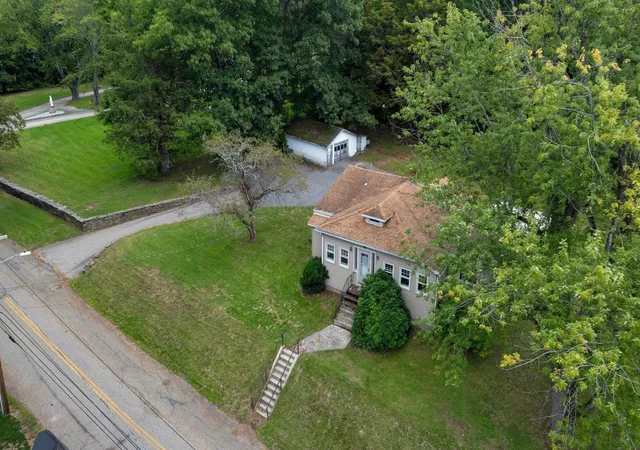 Photo 4 of Sale Pending at 82 Waite St, Leicester, MA 01524 | MLS# 73575366 | Listing updated on 2026-09-30