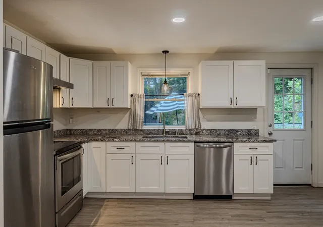 Photo 3 of Single family home for sale at 91 Wendell St, Athol, MA 01331 | MLS# 73574537 | Listing updated on 2026-09-21