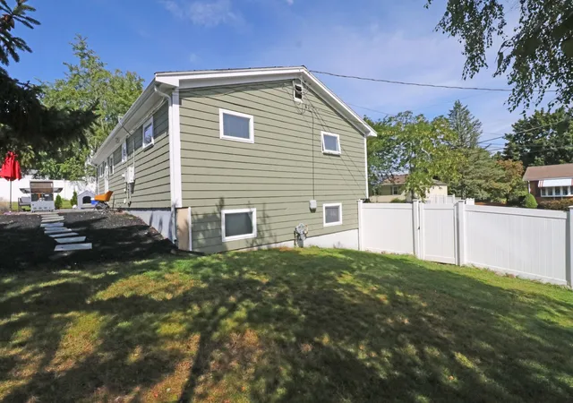 Photo 4 of Sale Pending at 85 Forsyth Ave, Somerset, MA 02726 | MLS# 73572842 | Listing updated on 2026-10-07