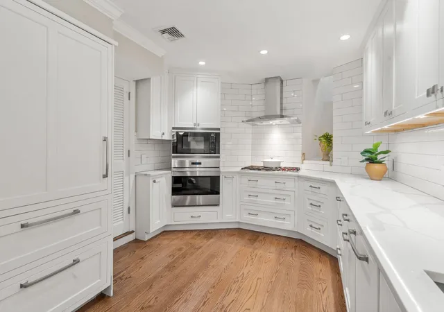 Photo 3 of Condo for sale at 38 Rutland Sq #1, Boston, MA 02118 | MLS# 73581648 | Listing updated on 2026-10-17