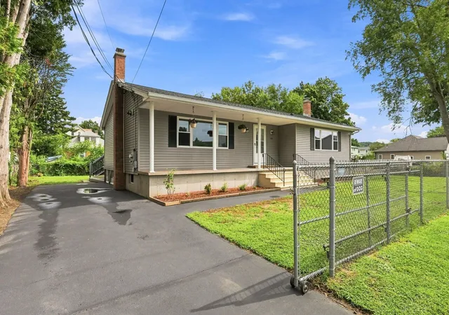 Photo 1 of Single family home for sale at 192 Empire St, Chicopee, MA 01013 | MLS# 73571913 | Listing updated on 2026-09-08