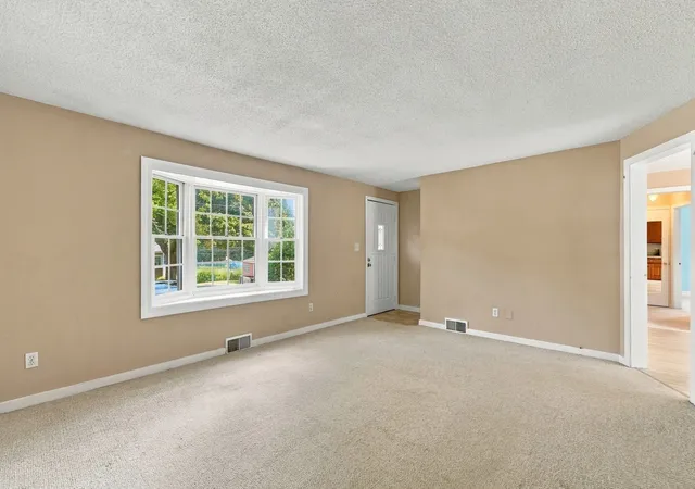 Photo 4 of Sale Pending at 9 Spring Ter, Shrewsbury, MA 01545 | MLS# 73575559 | Listing updated on 2026-09-24