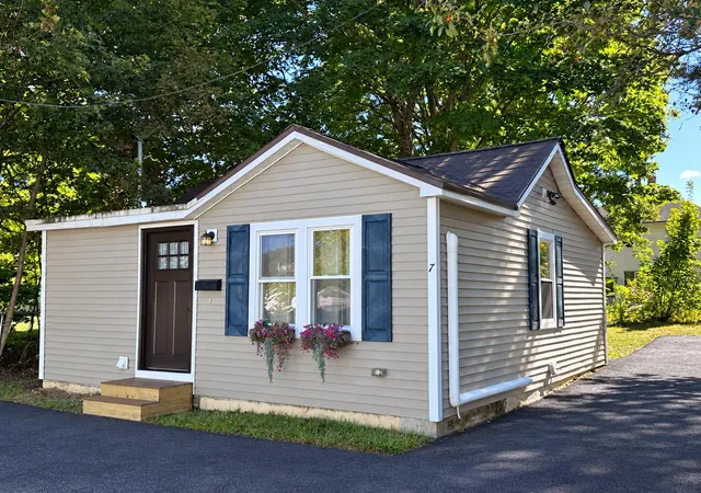 Photo 1 of Single family home for sale at 7 Myers St, Uxbridge, MA 01569 | MLS# 73586506 | Listing updated on 2026-10-09