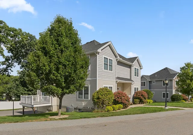 Photo 2 of Condo for sale at 27 Eagle Nest #B14-27, Clinton, MA 01510 | MLS# 73575042 | Listing updated on 2026-09-14