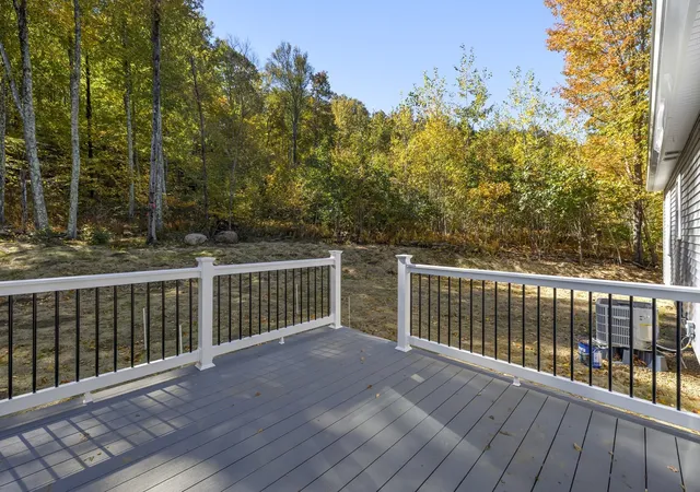 Photo 3 of Single family home for sale at 335 Reed St, Warren, MA 01083 | MLS# 73587590 | Listing updated on 2026-10-15