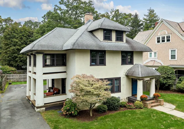 Photo 1 of Single family home for sale at 22 S Park Ave, Longmeadow, MA 01106 | MLS# 73585436 | Listing updated on 2026-10-05