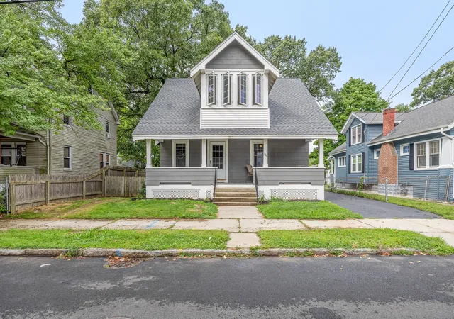 Photo 1 of Single family home for sale at 136 Marsden St, Springfield, MA 01109 | MLS# 73572144 | Listing updated on 2026-09-08